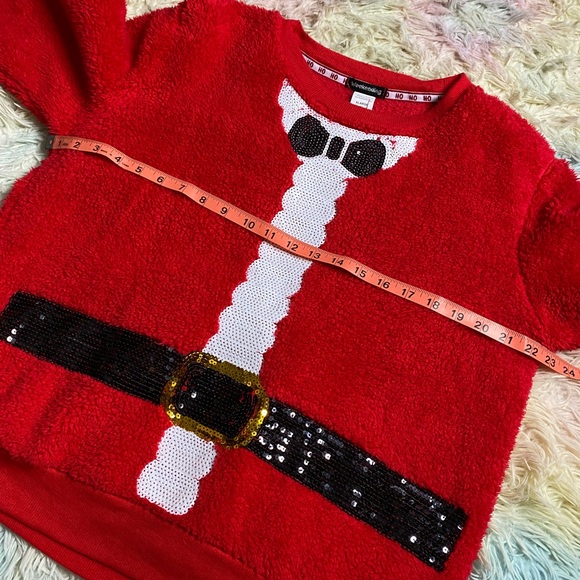 Fuzzy Santa top - Picture 8 of 8